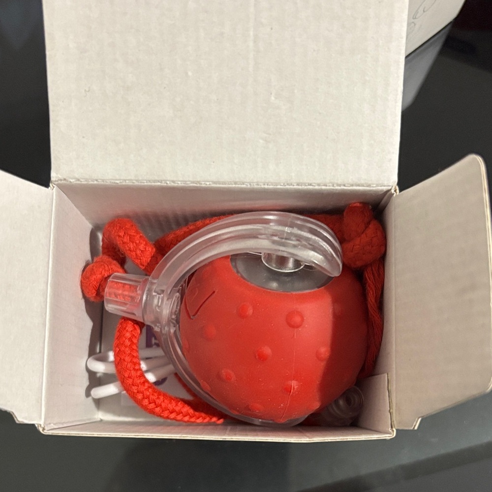 NIB Chirp and Chase Motion Activated Cat Ball with LED Lights  - Red - Picture 3 of 9